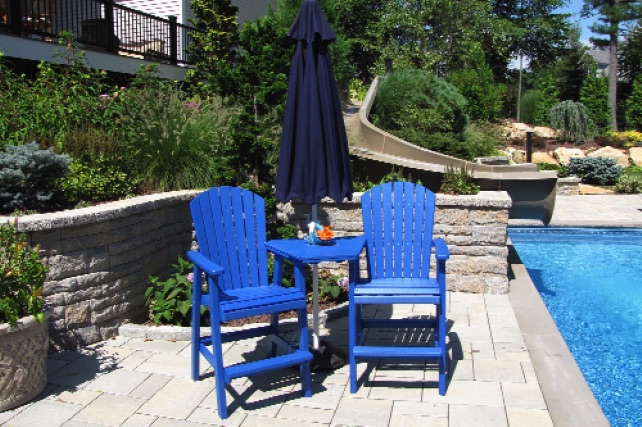 12-blue-hyannis-bar-chairs-with-tete-a-tete.jpg