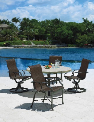 exeter-sling-pool-patio-winston-furniture.jpg